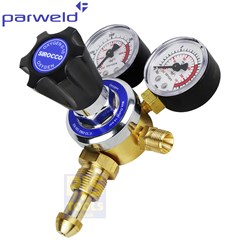 OXYGEN MULTISTAGE REGULATOR